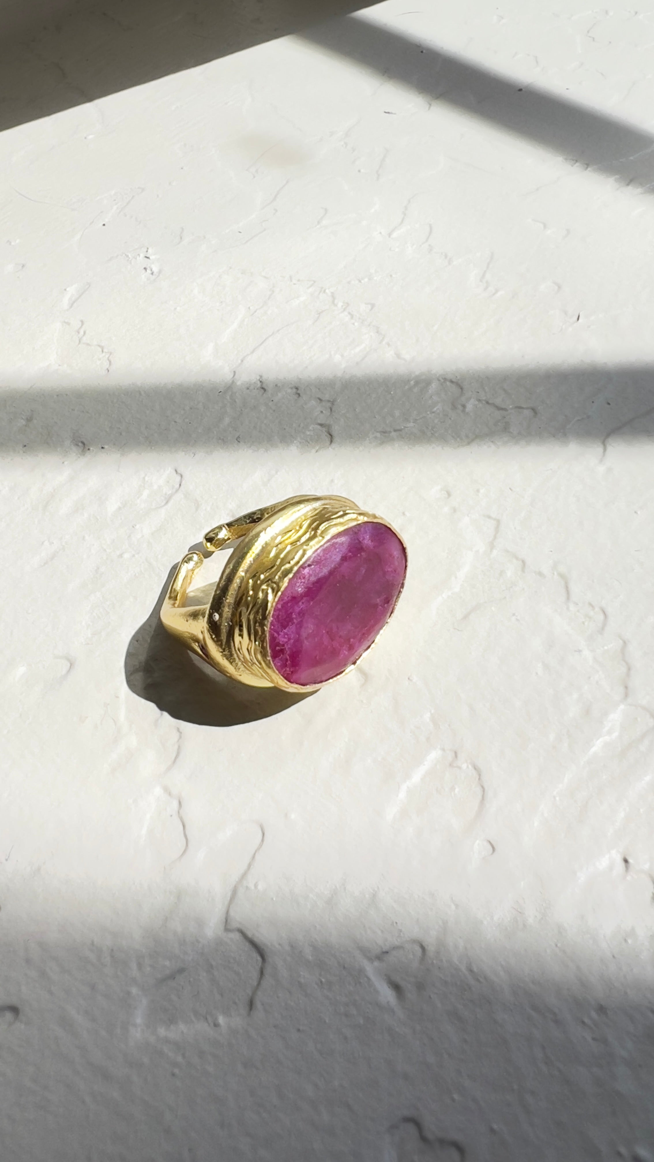 Hammered Natural Ruby Statement Ring – 18K Gold-Plated Silver