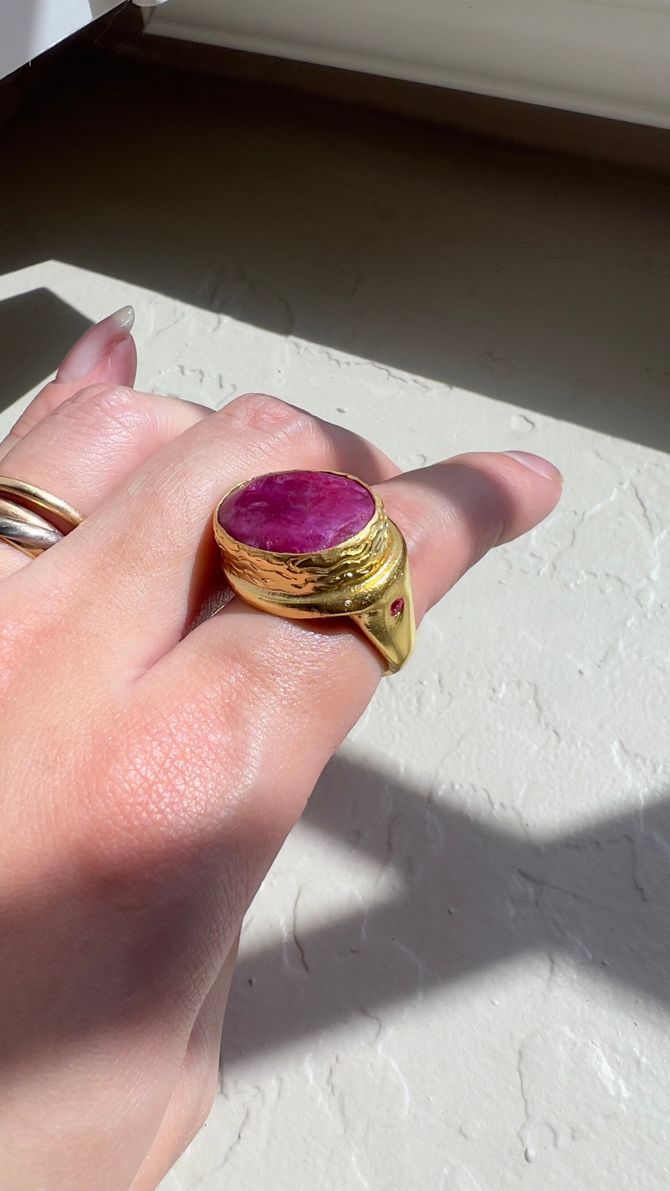 Hammered Natural Ruby Statement Ring – 18K Gold-Plated Silver