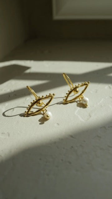 Oracle Eye Pearl Earrings