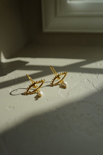 Oracle Eye Pearl Earrings
