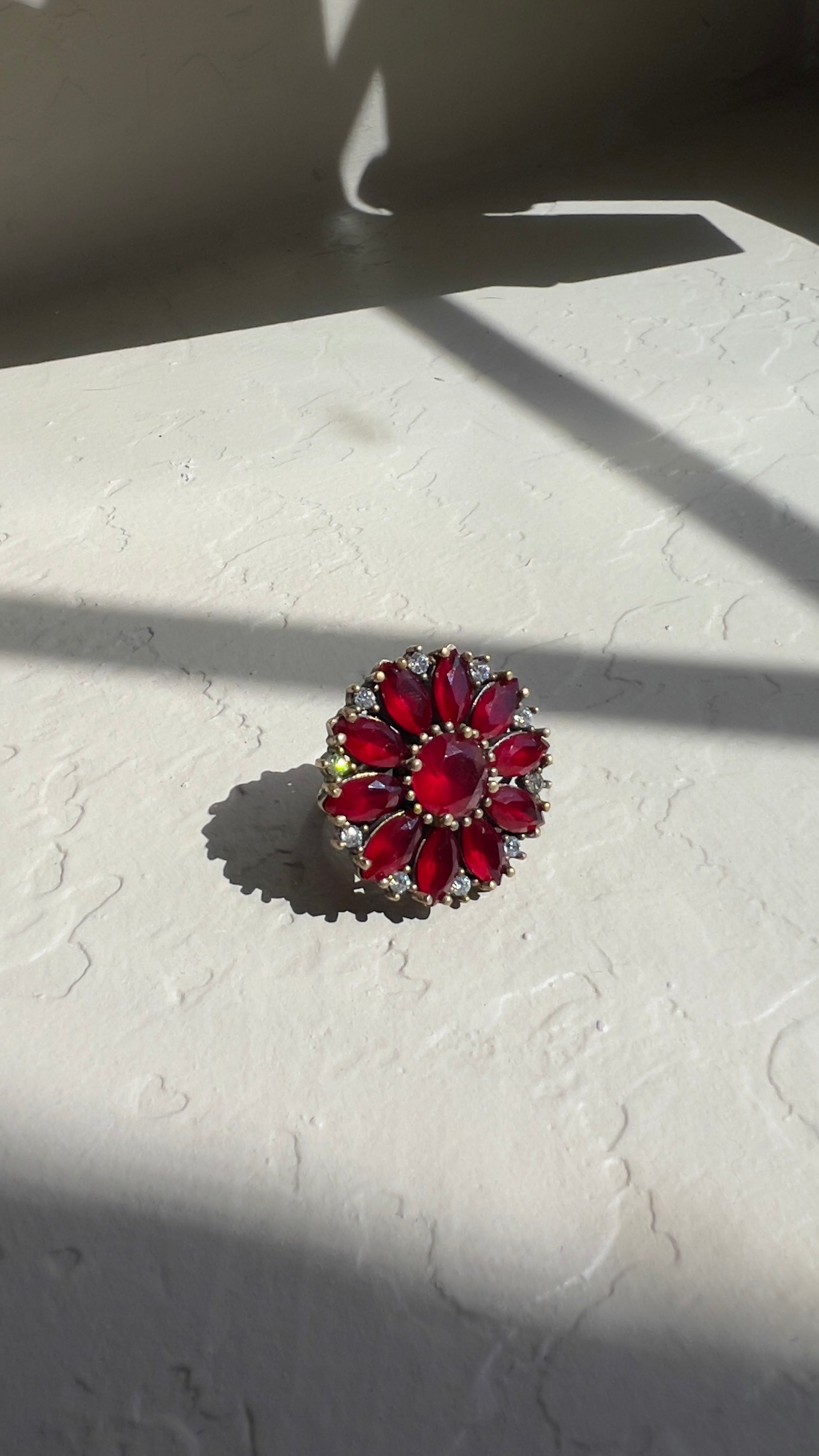 Vintage Red Quartz Flower Ring – Sterling Silver