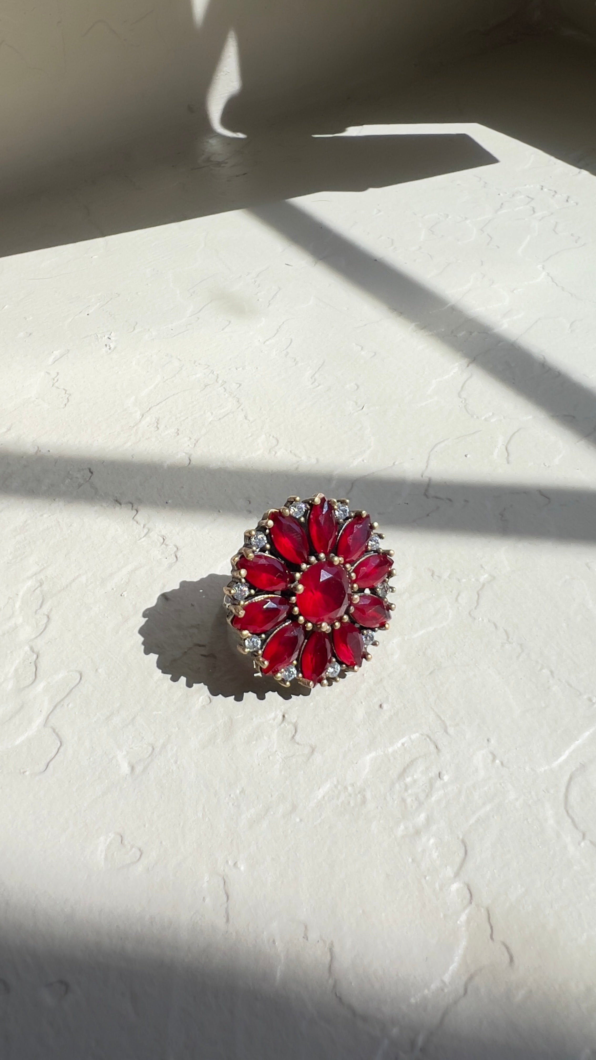 Vintage Red Quartz Flower Ring – Sterling Silver